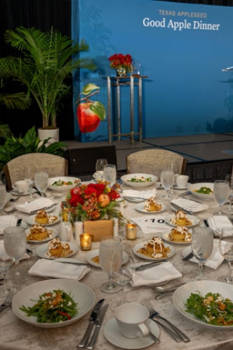 Table at the Good Apple Dinner